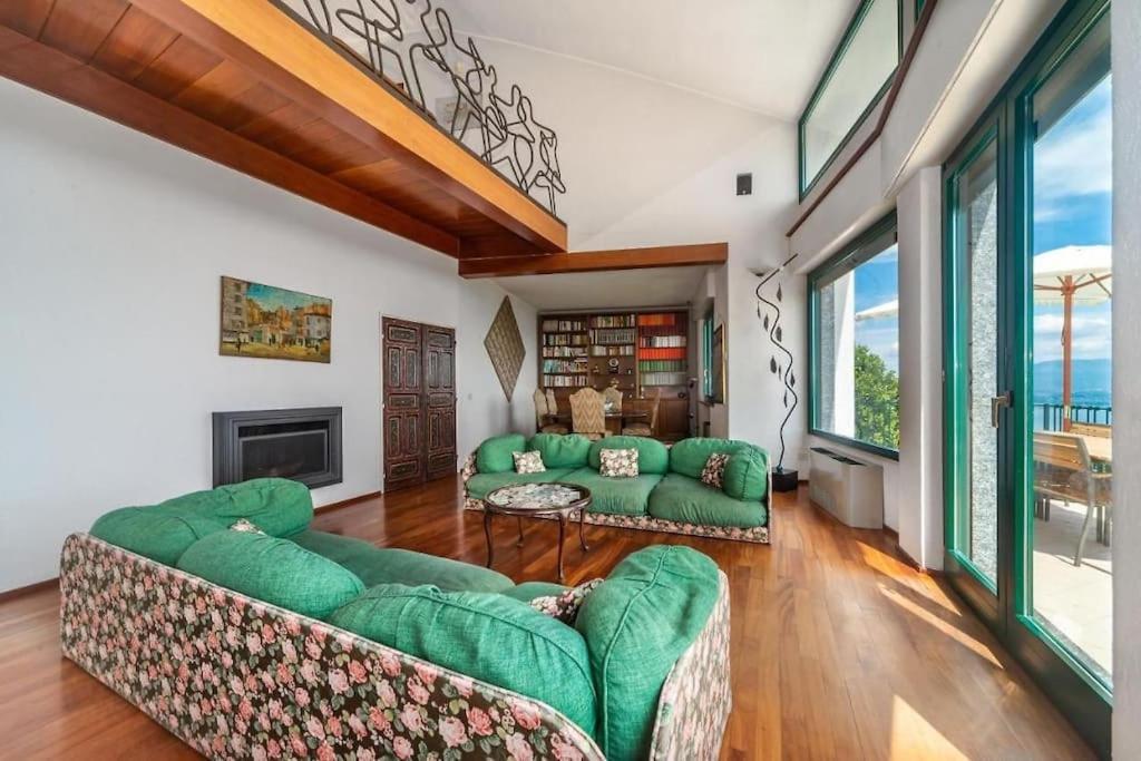 Contessa - Panoramic Villa Massino Visconti Екстер'єр фото